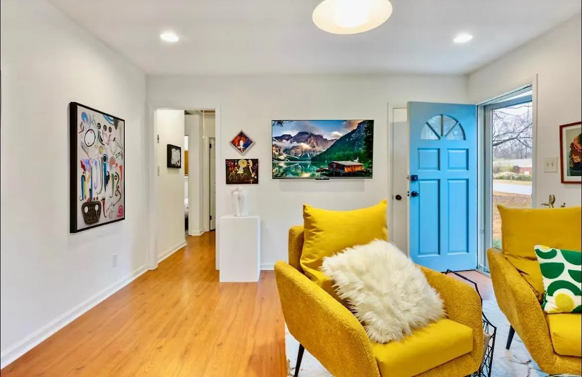 Trendy Bohemian Bungalow, Close To Uptown, Plaza & Noda Charlotte 0*,  United States